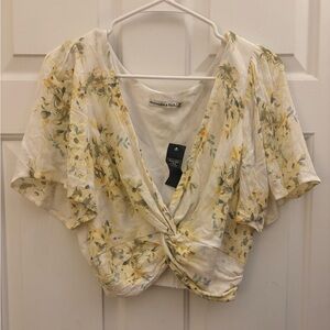 Abercrombie & Fitch Yellow and Cream Floral Blouse